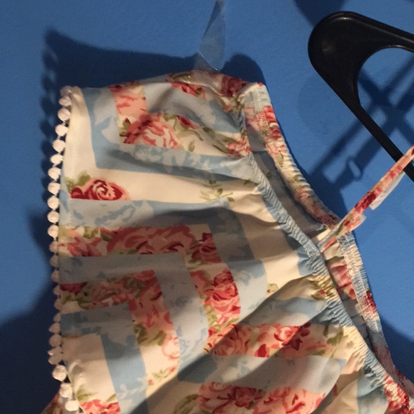 Flower print shirt - Picture 2 of 3